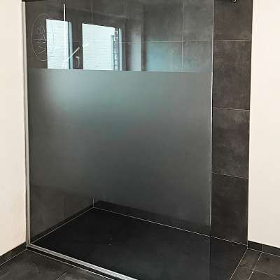 Douchewanden en inloopdouches - Glaswerken Van Den Bossche Daevy