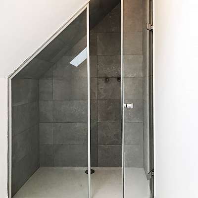 Douchewanden en inloopdouches - Glaswerken Van Den Bossche Daevy