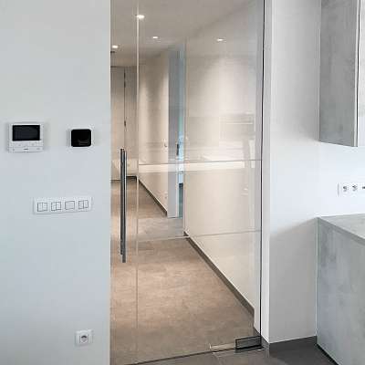 Glazen deuren en wanden - Glaswerken Van Den Bossche Daevy